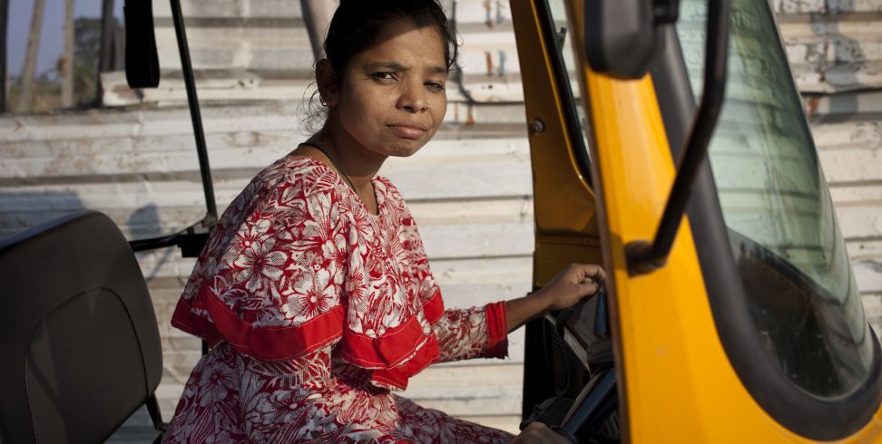 Talat learnt how to drive an auto-rickshaw after escaping an abusive marriage